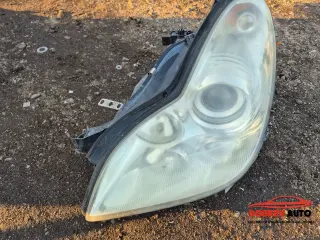 Ляв фар за Mercedes CLS W219